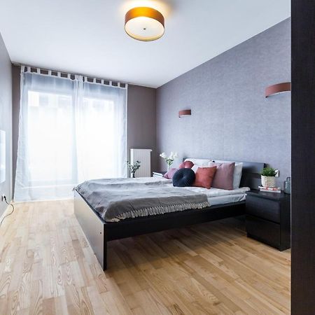 Friendhouse Apartments Angel City Krakow Bagian luar foto