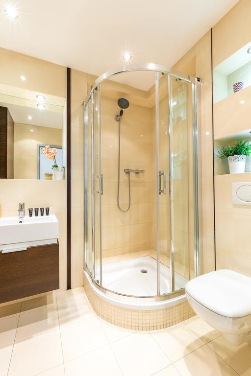 Friendhouse Apartments Angel City Krakow Bagian luar foto